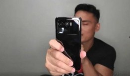 小米11爆料视频最新版,性能与设计双升级，旗舰新标杆即将亮相